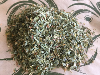 Alfalfa Leaf — 14 grams minimum (14g = 1/2oz)